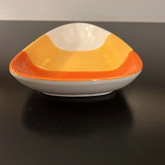 Candy Corn Serving Dish - Picture 2 of 9